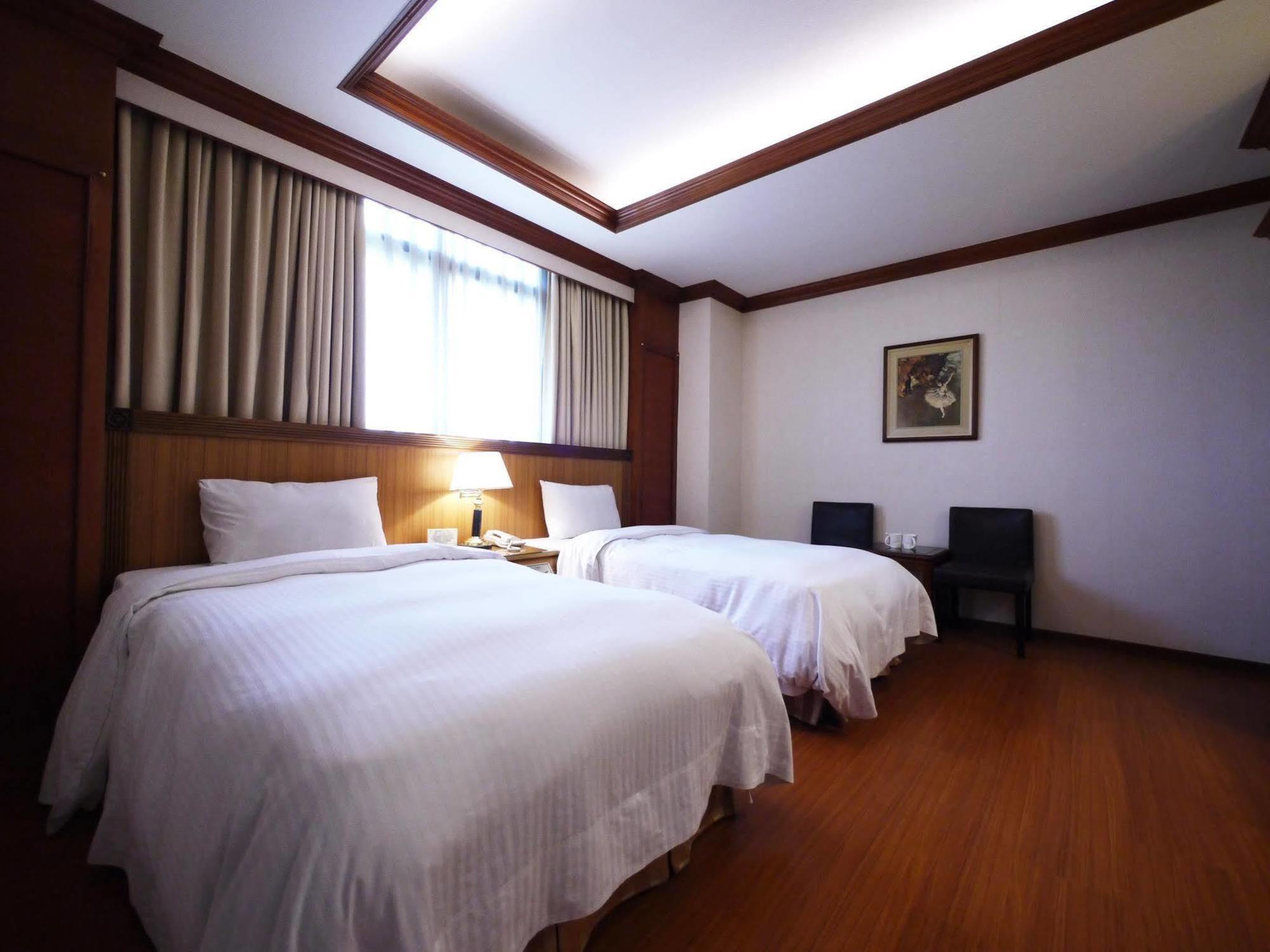 Emperor Hotel Kaohsiung Luaran gambar