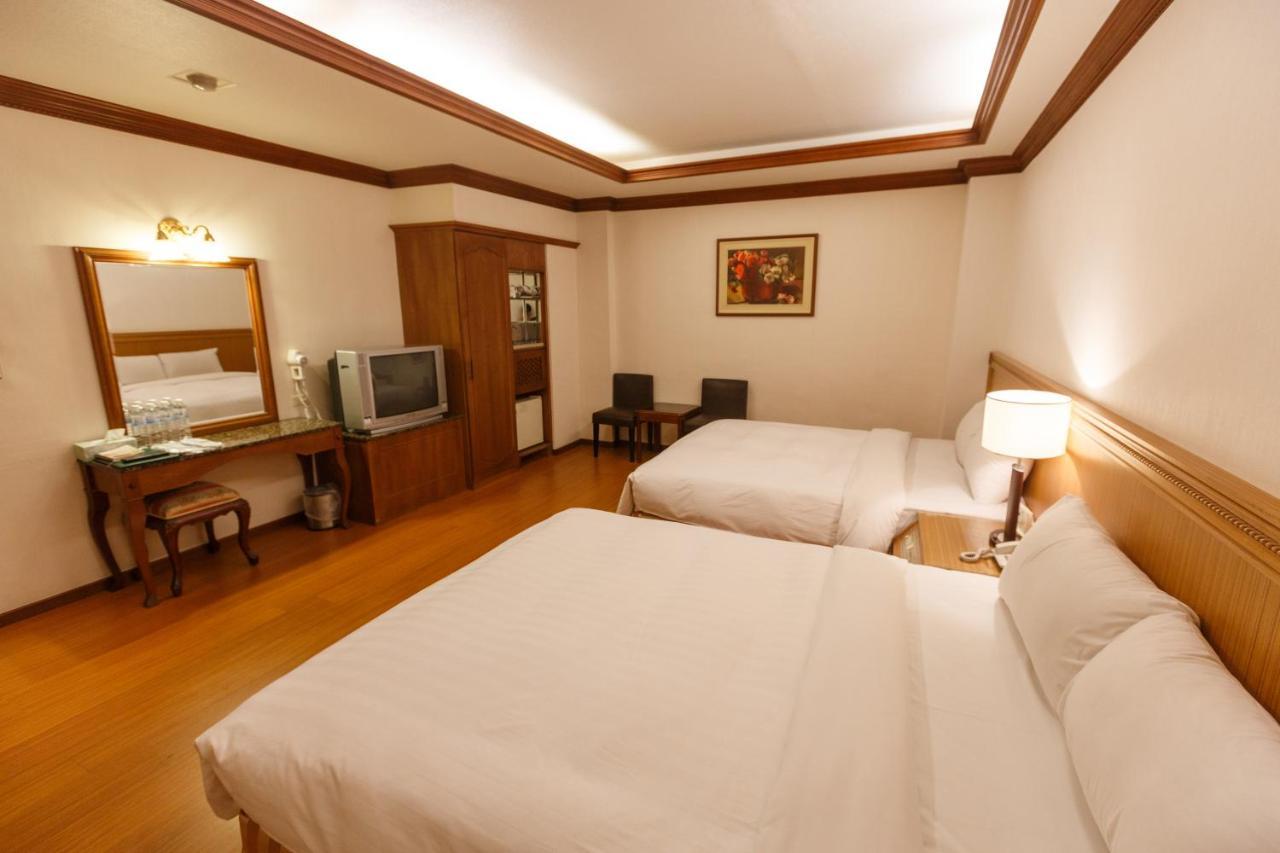 Emperor Hotel Kaohsiung Luaran gambar