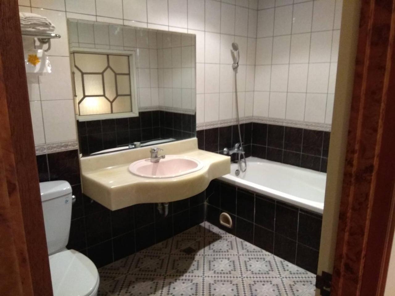 Emperor Hotel Kaohsiung Luaran gambar