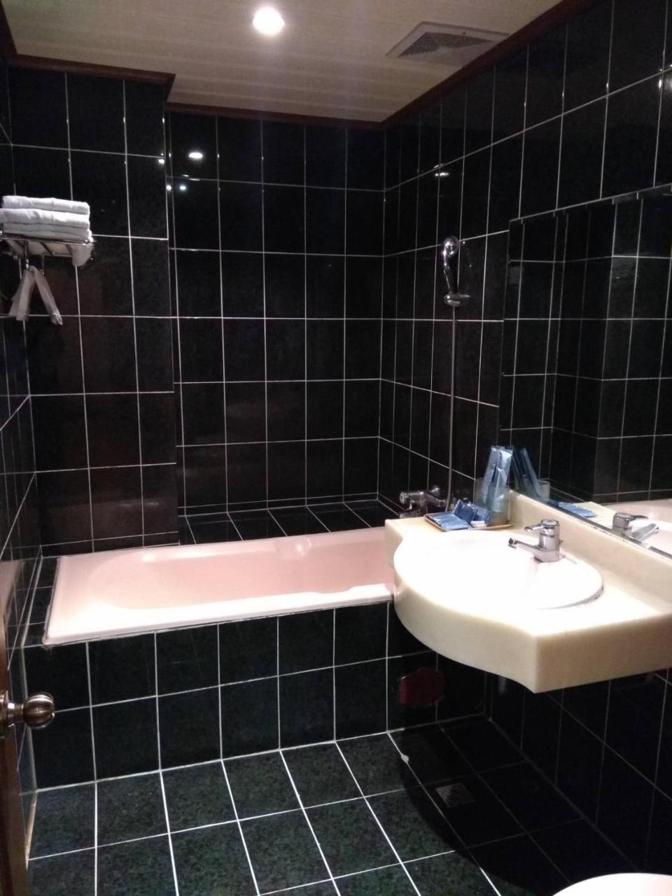 Emperor Hotel Kaohsiung Luaran gambar